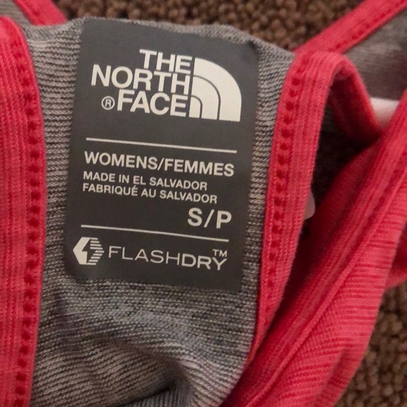 North Face Workout Razorback In Pink - Picture 3 of 3